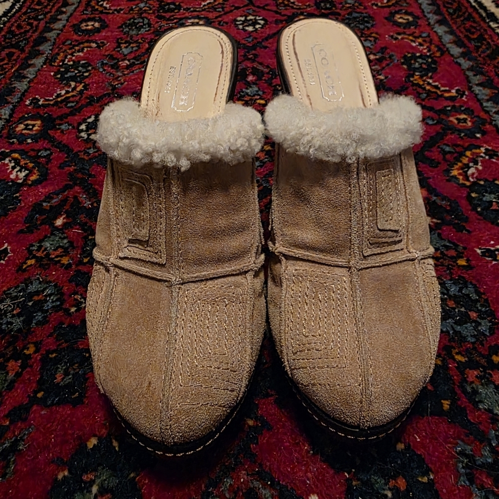 COACH - Suede Leather Faux Fur Clog Heels - Perfect For Winter! - Picture 4 of 7
